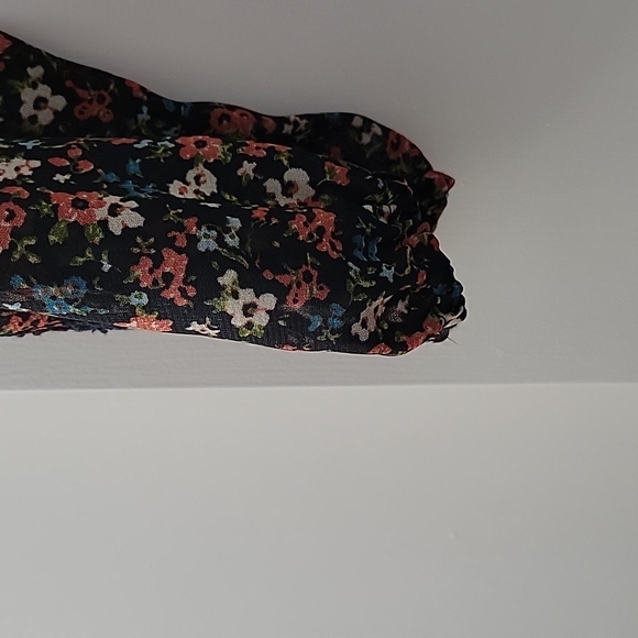 American Rag Tie Back Blouse - Picture 4 of 10